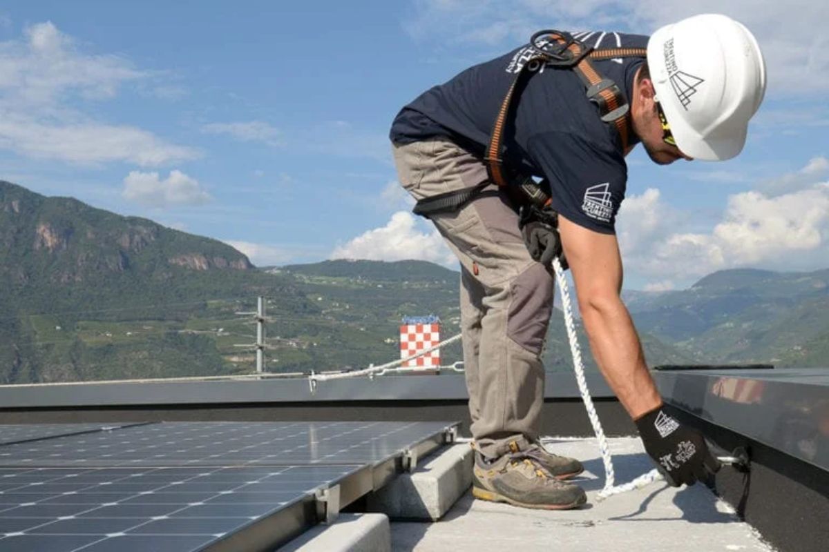 Progettazione di sistemi di sicurezza anticaduta, il servizio di Trentino Sicurezza